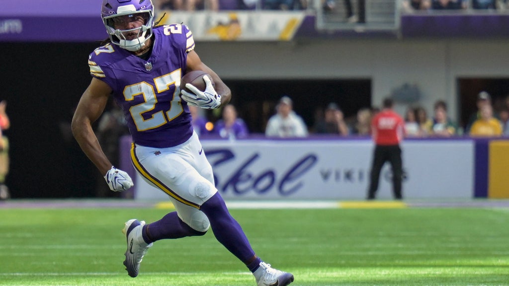 Vikings return RB Jordan Mason from injured reserve after broken thumb kept him out last 4 games — WCCO / CBS Minnesota, Plymouth Sports news