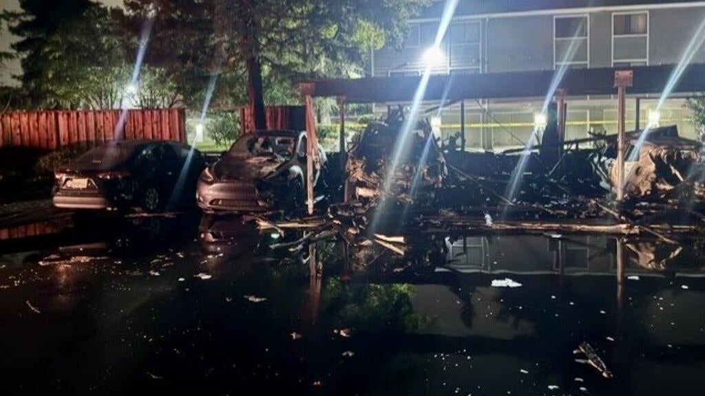 Overnight fire at San Jose housing complex damages more than 20 vehicles, carport — CBS Bay Area (KPIX), Plymouth Community news
