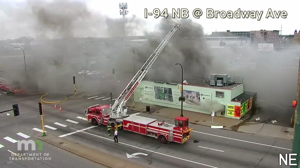 Crews respond to fire at building in north Minneapolis — WCCO / CBS Minnesota, Plymouth Community news