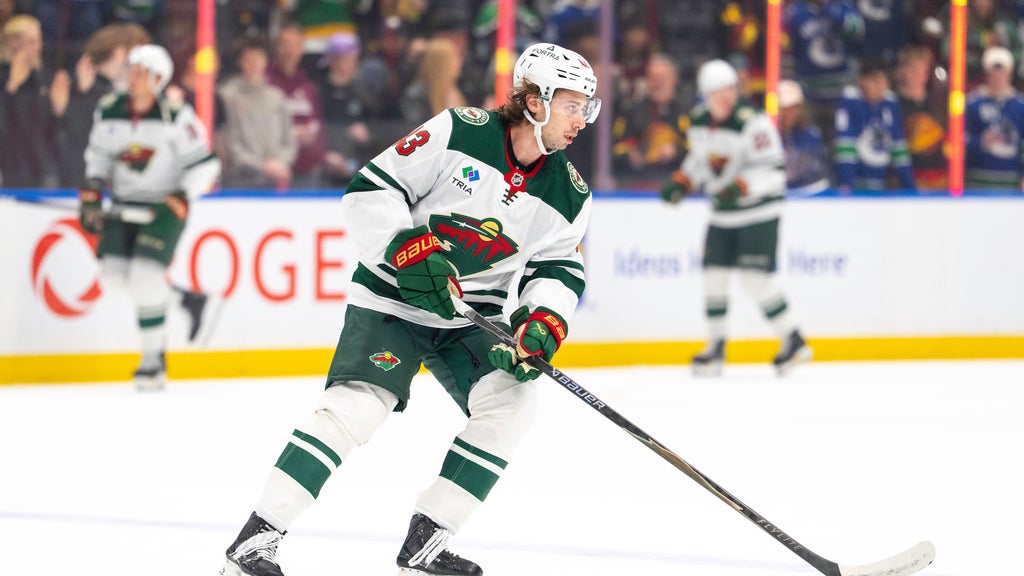 Quinn Hughes has goal, assist in his Vancouver return in Wild's 4-2 victory — WCCO / CBS Minnesota, Plymouth Sports news