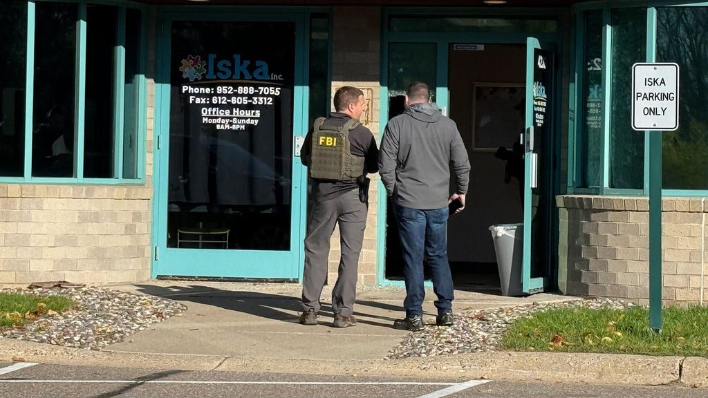 Federal law enforcement officers in Twin Cities Thursday for "court-authorized investigative activity," FBI says — Plymouth Business news