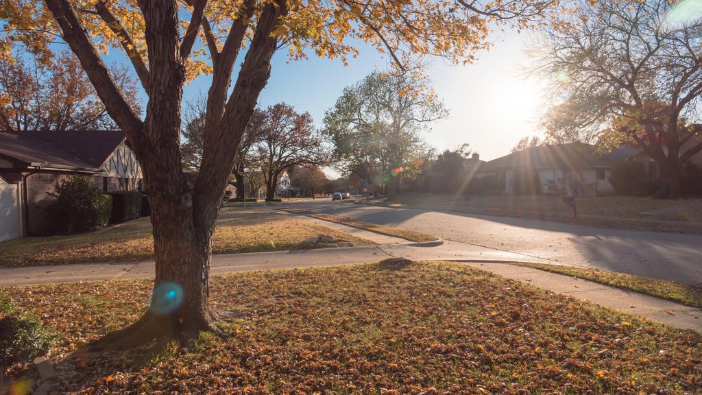Warm, dry stretch continues Monday in the Twin Cities — WCCO / CBS Minnesota, Plymouth Community news