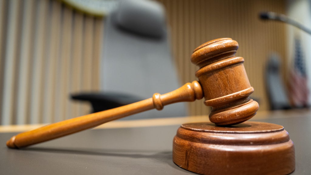 Bloomington man who sexually assaulted 16-year-old girl sentenced to 4 years in prison — WCCO / CBS Minnesota, Plymouth Health news