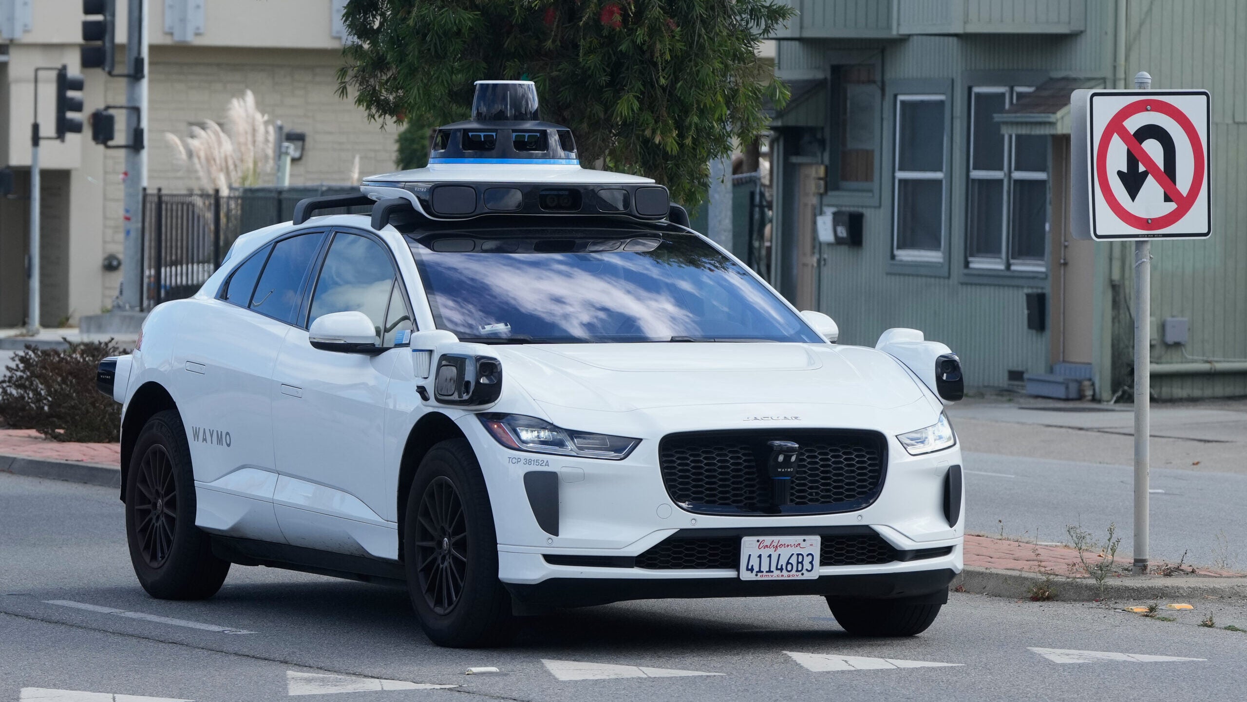 Minneapolis City Council fails to override mayor’s robotaxi veto — KSTP 5, Plymouth Government news