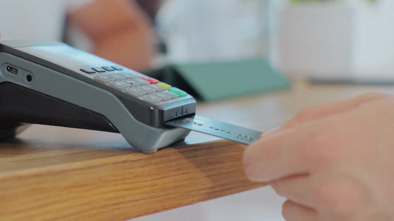 Avoiding fees when holiday shopping — Plymouth Business news