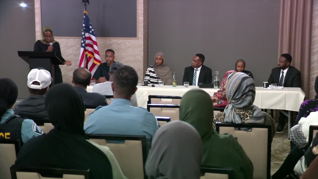 Somali-American police officers address gang violence at town hall; community shares possible solutions — KSTP 5, Plymouth Business news