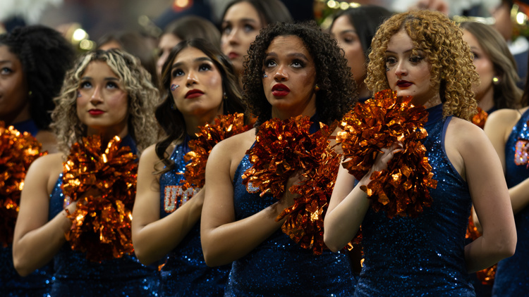 Here's what we know about the service member who fell at the UTSA football game — KHOU 11 (Houston), Plymouth Sports news
