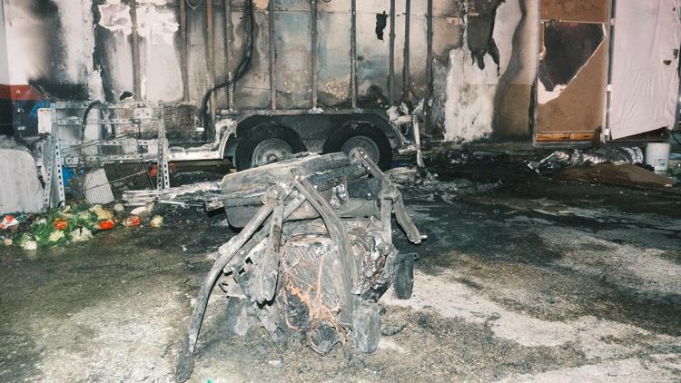 'I'm going back' | East Sixth Street food truck owner recovering after generator explosion burns trailer — KVUE (Austin), Plymouth Dining news