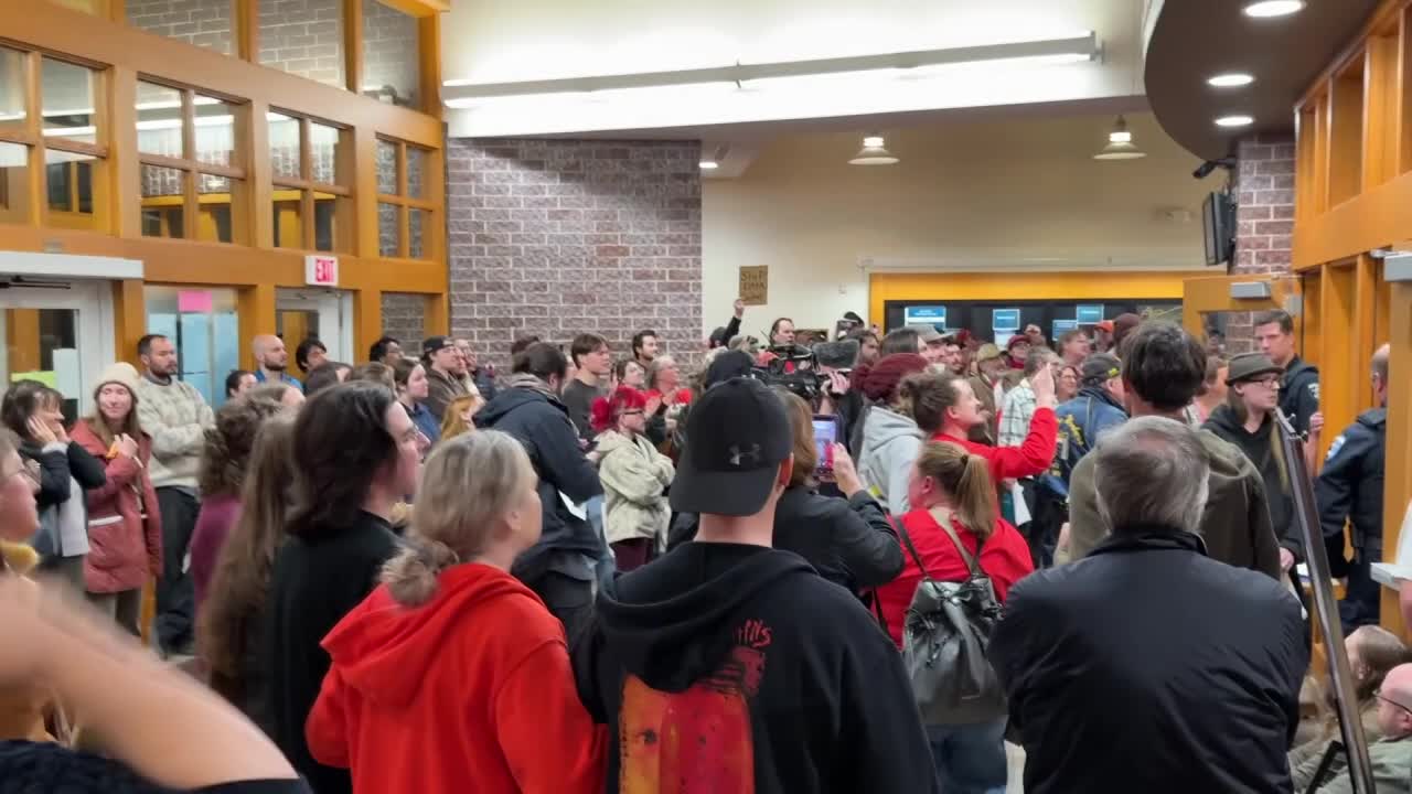 Hermantown council delays data center vote after protests erupt at Monday meeting — Plymouth Technology news