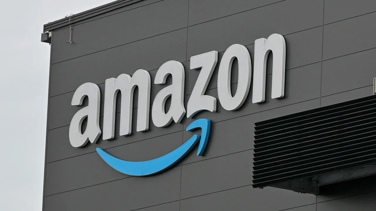 Amazon to hire more than 300,000 US workers for holiday shopping rush — FOX 9, Plymouth Business news