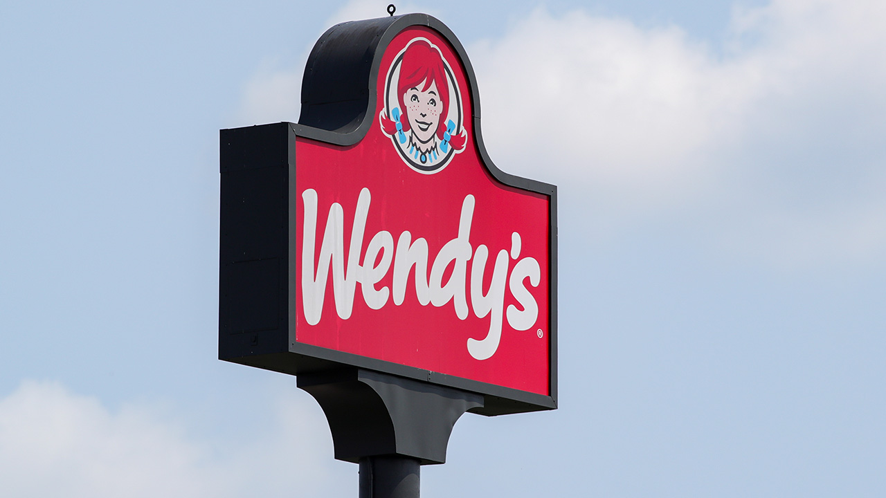 Wendy’s gets $1.4 billion offer to buy the fast-food chain — Plymouth Dining news