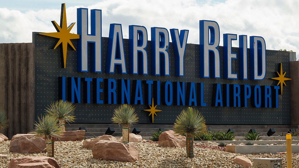 Private jet runs off Vegas runway and crashes into airport fence — FOX 9, Plymouth Community news